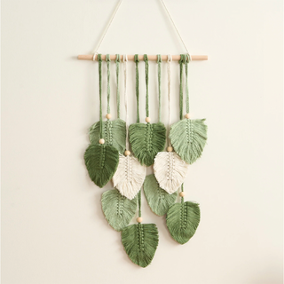 green_leaves.png